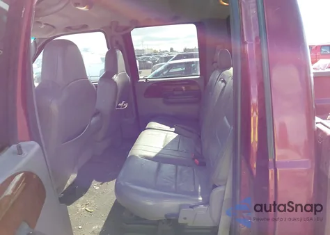 2004 Ford F-250 Lariat/Xl/Xlt из США, поврежденный, VIN 1FTNW21P34EC18325